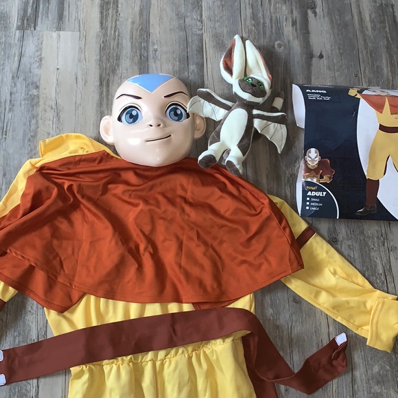 Aang Avatar The Last Air Bender - Picture 2 of 5